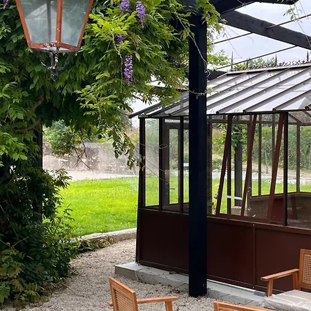Domaine Du Tertre Ychot بيت ضيافة